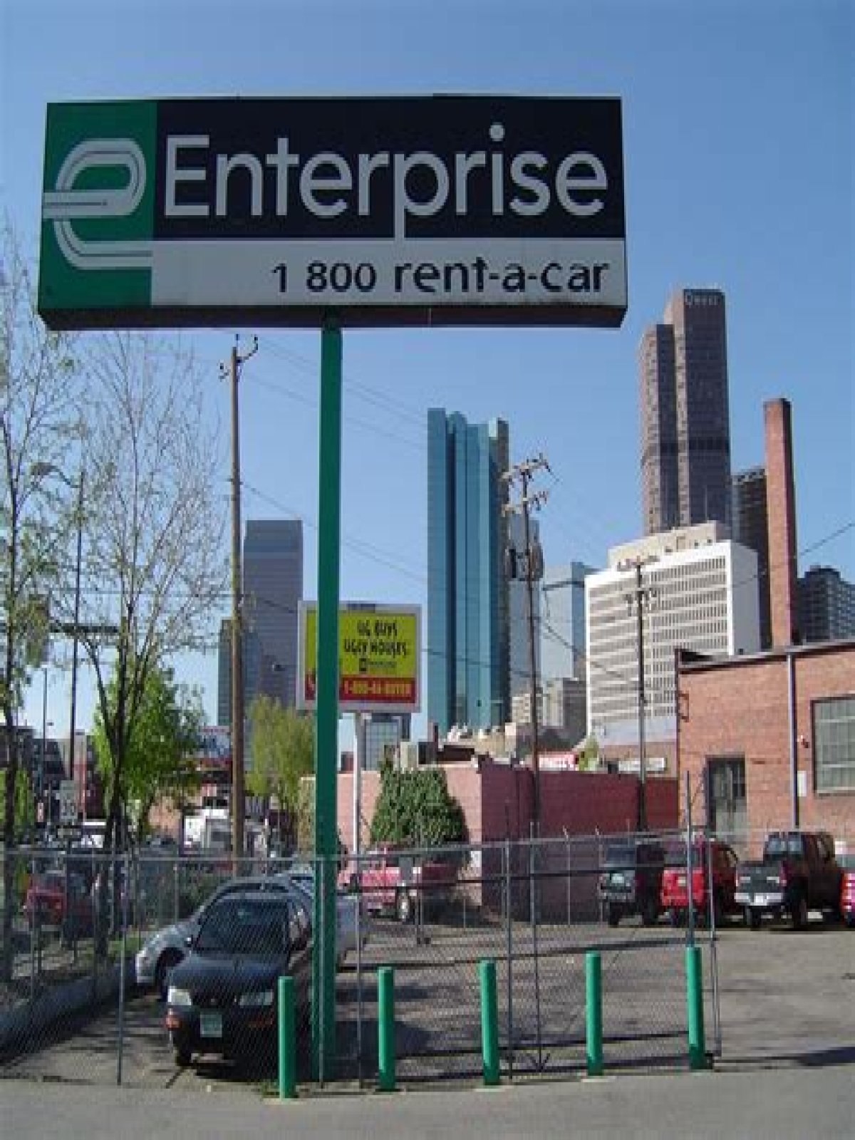 Do you have to be 25 to rent a car in Colorado?